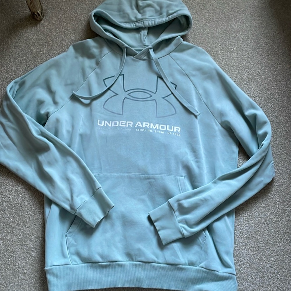 Under Armour Sweatshirt